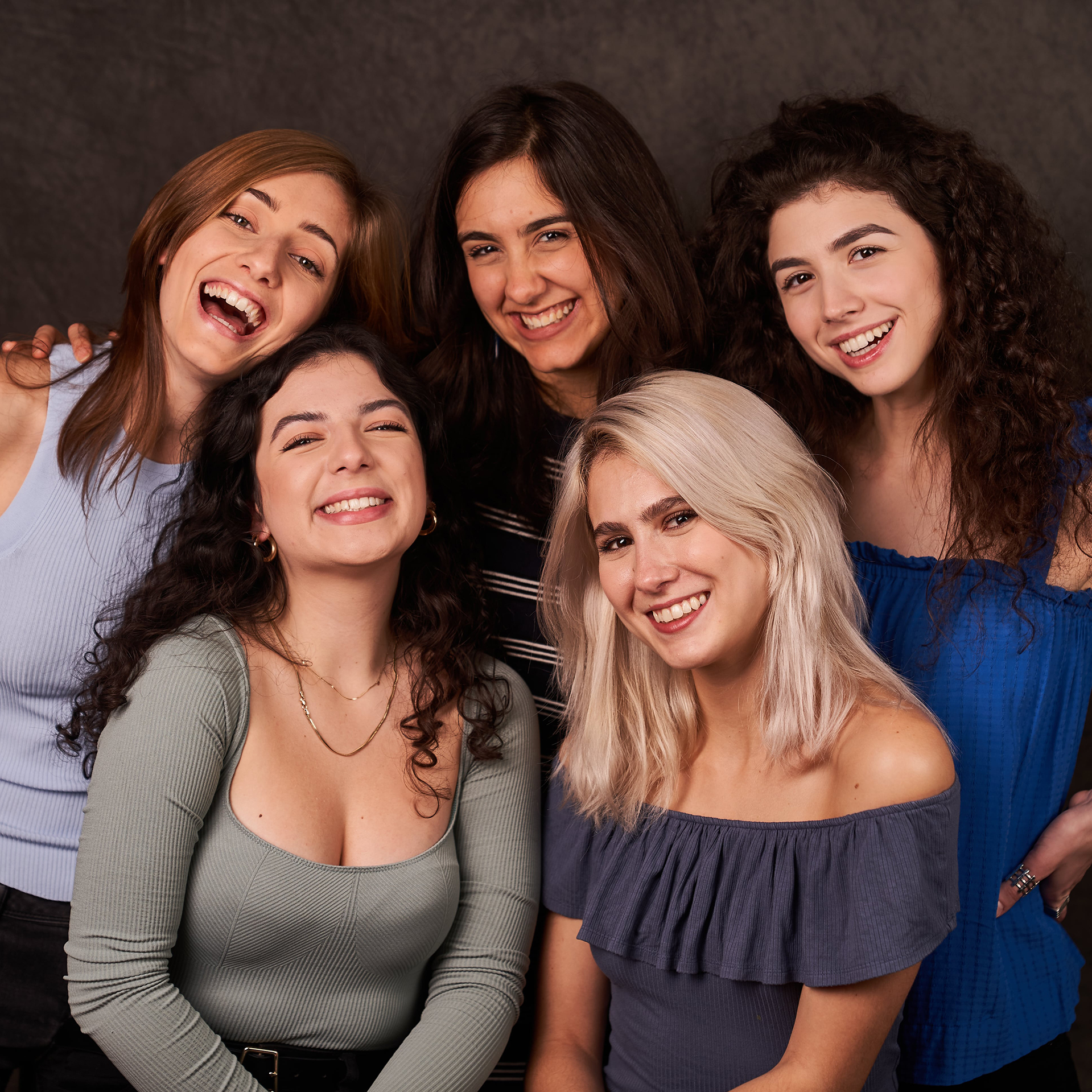 Ana, Maria, Giorgia, Deniz, and Luísa