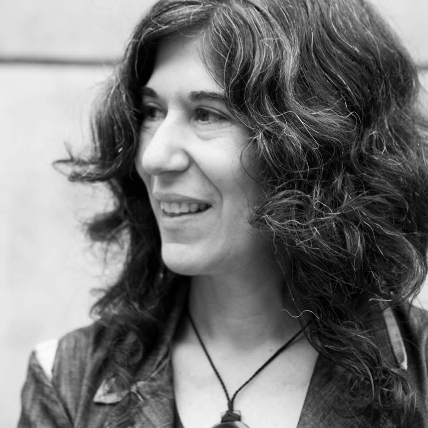 Headshot of Debra Granik